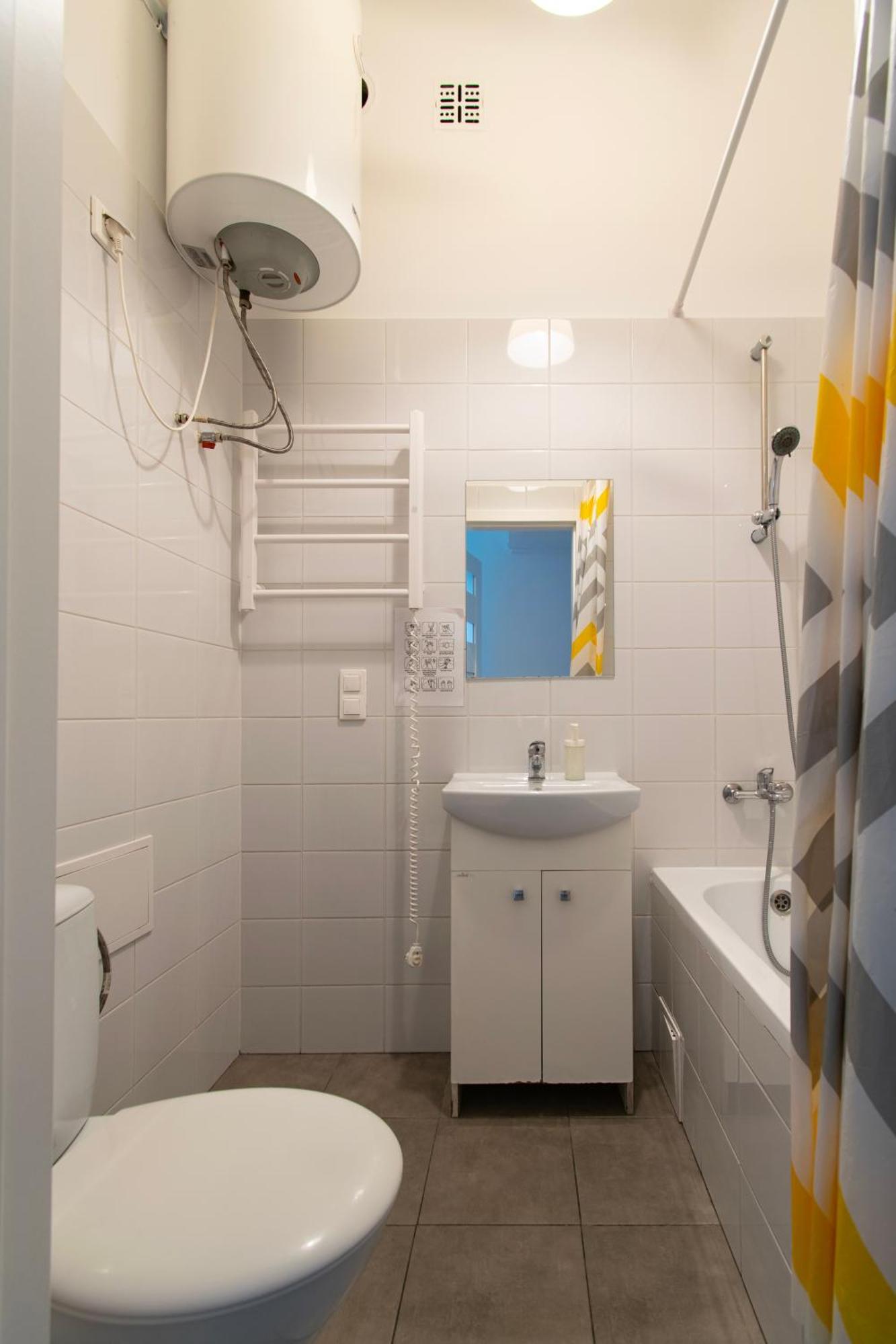 Light Apartment Zyblikiewicza Street Kraków Eksteriør billede